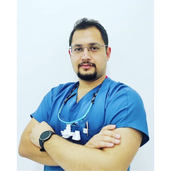 Clinictor - Dentist Travel Turkey - Dr Selahattin Alp  Bozdogan