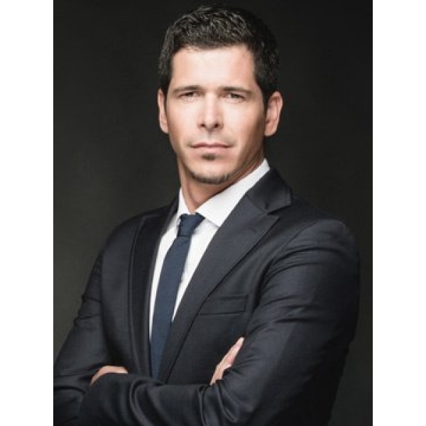 Clinictor - Clínica Dental Orión - Paseo - Dr Sergio de la Torre