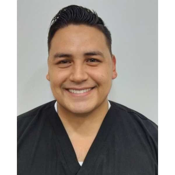 Clinictor - Dentista en reynosa - Dr Shazer Gazelem Hernandez Cortes