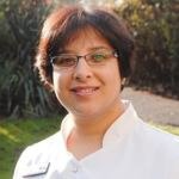 Clinictor - Longborough Dental Practice - Dr Shernaz Wadia