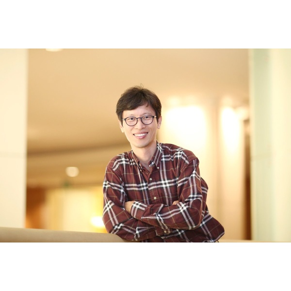 Clinictor - Dr. Shin-Je Lee (Dr. Momo) Hair Transplant International - Dr Shin-Je Lee