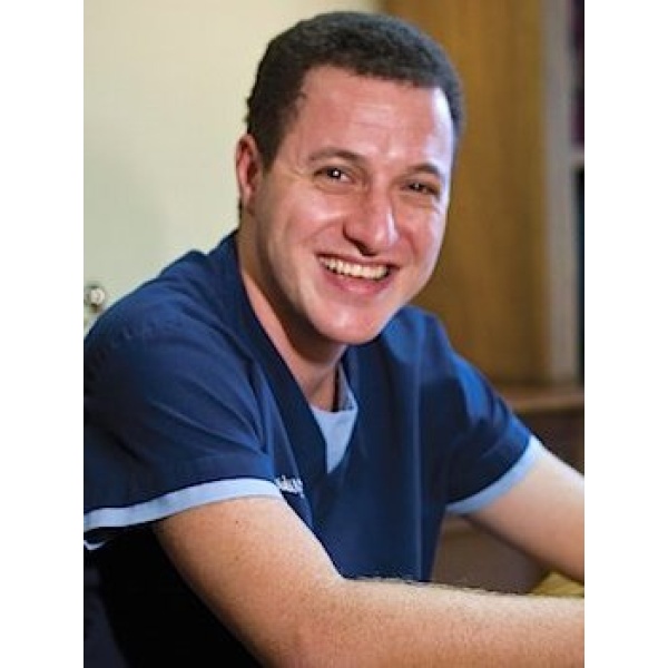 Clinictor - Ballestero Dental Care - Dr Simon  Flikier