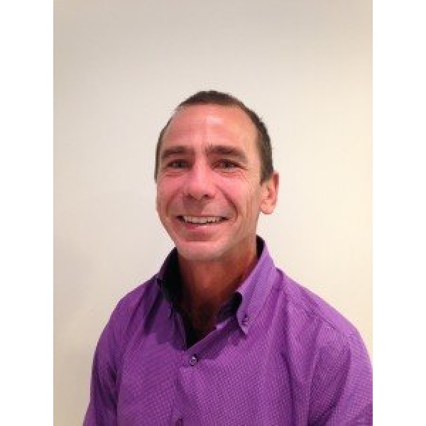 Clinictor - More Smiles Dental - Dr Simon Friend