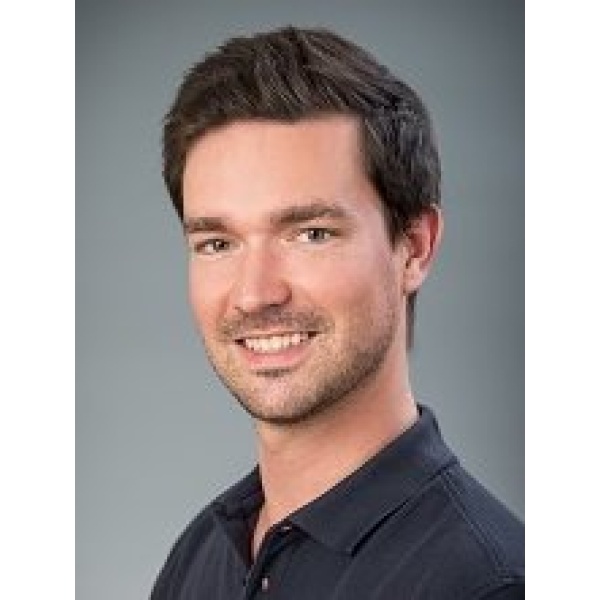 Clinictor - Dentalklinik Dr. Tóka - Dr Stephan Tóka