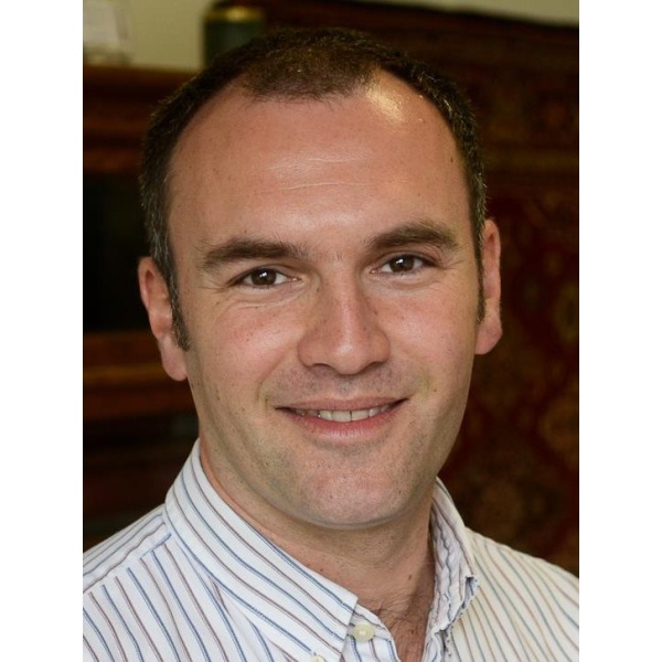 Clinictor - Robert Karoly Private Clinic - Dr Stephen Philip