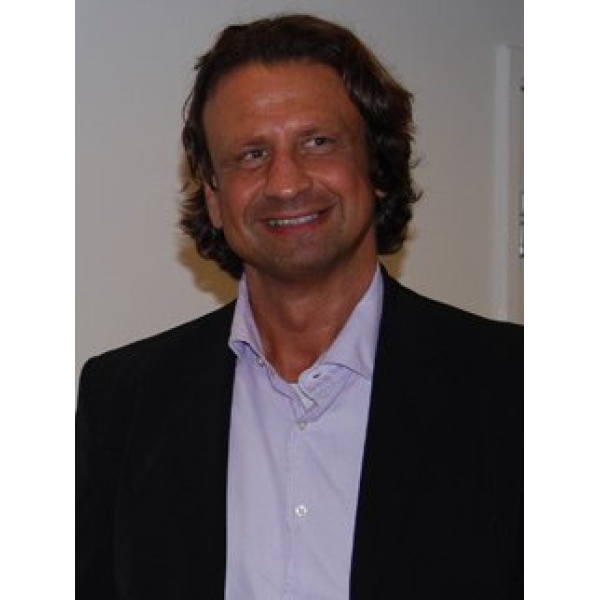 Clinictor - Pro Hair Transplant Clinic - Dr Tamas Mantse