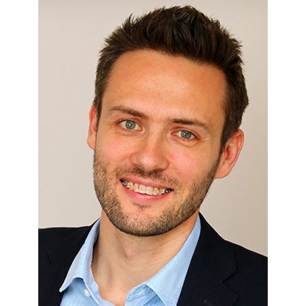 Clinictor - VitalEurope dentistry - Budapest & London - Dr Tamás Ruszin