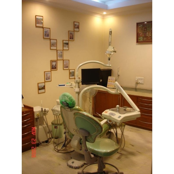 Clinictor - Dr. Saigals Dental Clinic and Implant Center - Dr Tejasvi Saigal