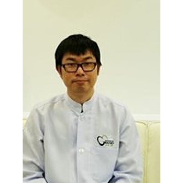 Clinictor - Bangkok Grand Dental - Dr Thanapol Teerapongpan