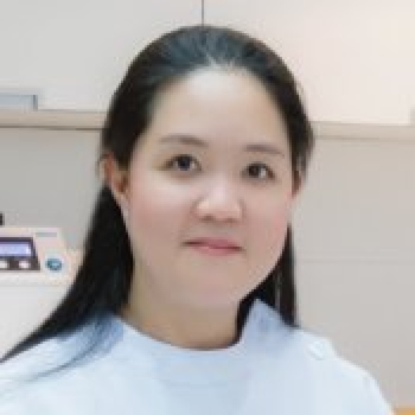 Clinictor - Chatuchak Dental Center - Dr Thaniya Bowvongprasert