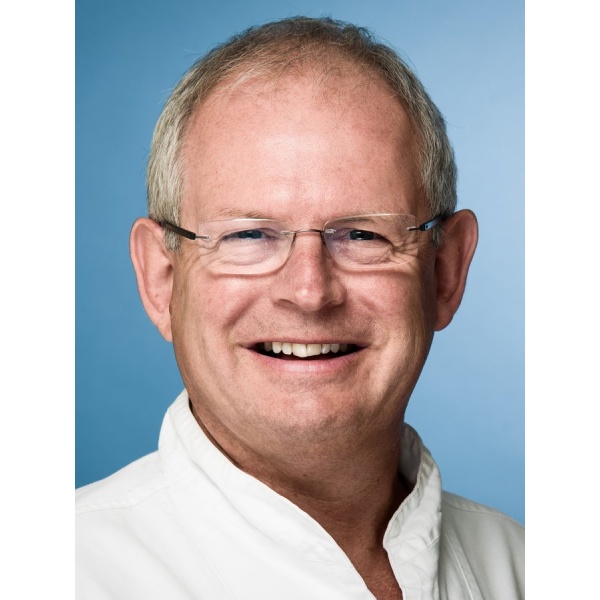 Clinictor - Elmsleigh House Dental Clinic - Dr Tim Thackrah