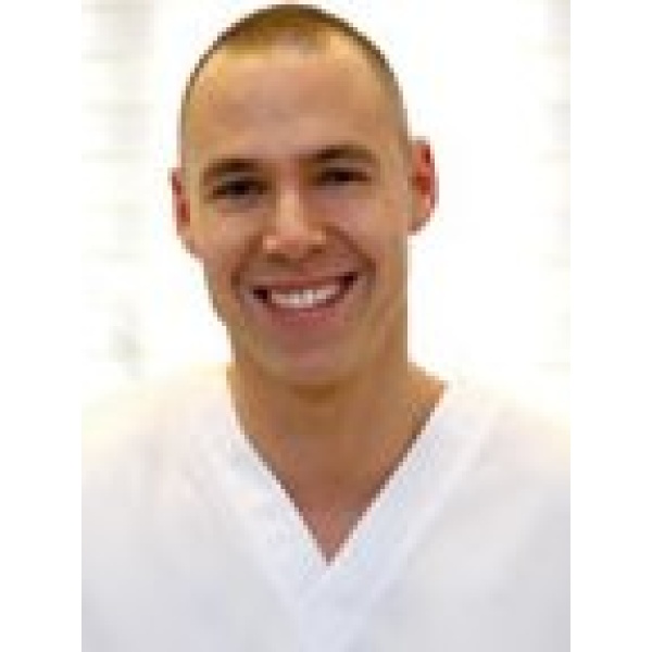 Clinictor - Dr.Dt Tolga Gülçiçek  / Advance Implantology  & Esthetic Dentistry  / Oral and Maxillofacial Surgeon - Dr Toygan Bora