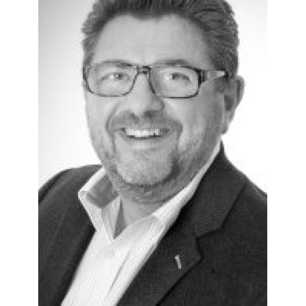 Clinictor - West End Dental Porthmadog - Dr Trevor Ferguson