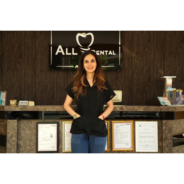 Clinictor - All Dental Ağiz Ve Di̇ş Sağliği Poli̇kli̇ni̇ği̇ - Dr TUĞÇE TUNCER