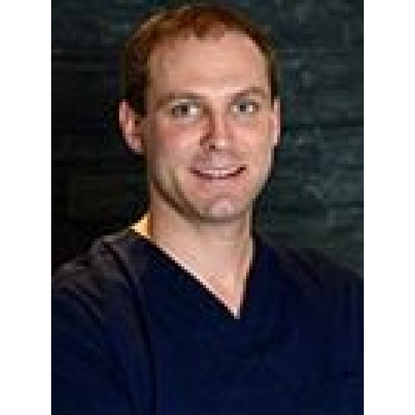 Clinictor - Circle Drive and 8th Street Dental - Dr Tyler Onishenko