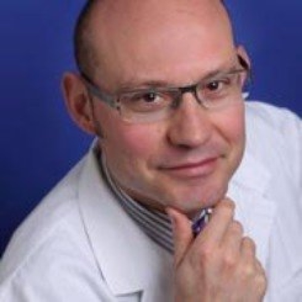 Clinictor - Clinica Maral - Dr Victor Hernandez Machado da Costa
