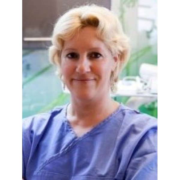 Clinictor - Kondorosi Fogászat - Dr Vigváry Zsófia