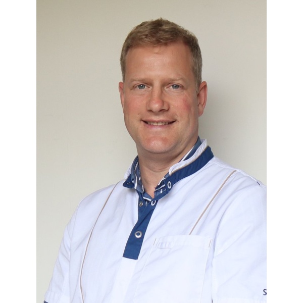 Clinictor - 5starclinic - Dr Walter van Harmelen