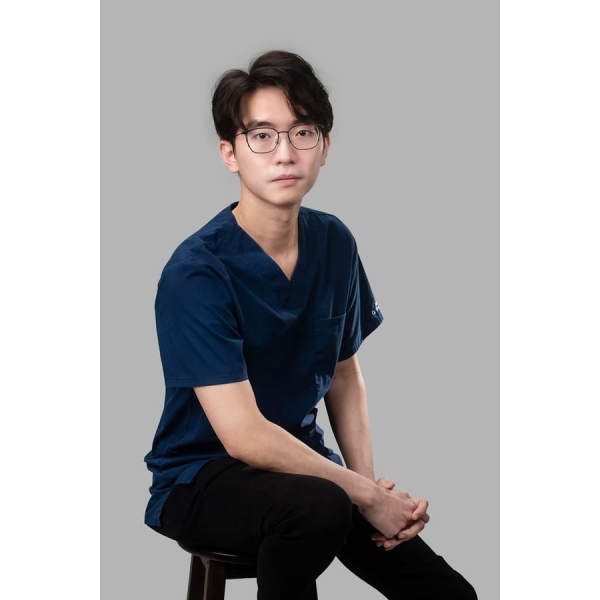 Clinictor - CLEO Clinic Aesthetic & Skin center - Subang jaya - Dr Wye Kitt  Seok