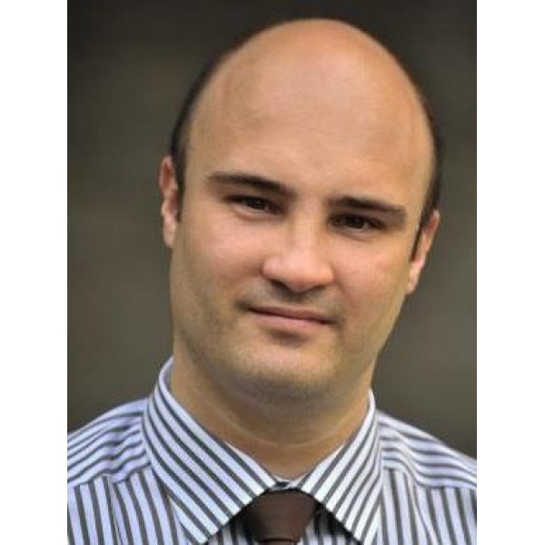 Clinictor - Dental Implant For You - Dr Zénó Szabó