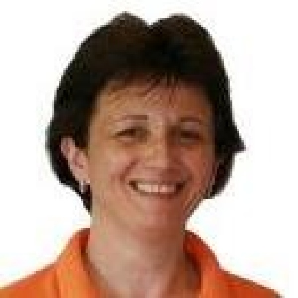 Clinictor - Mühl Dental Inc. - Dr Zsuzsanna Nagy