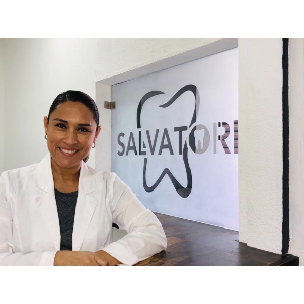 Clinictor - Salvatori Dentist - Dra. Imelda Valdez