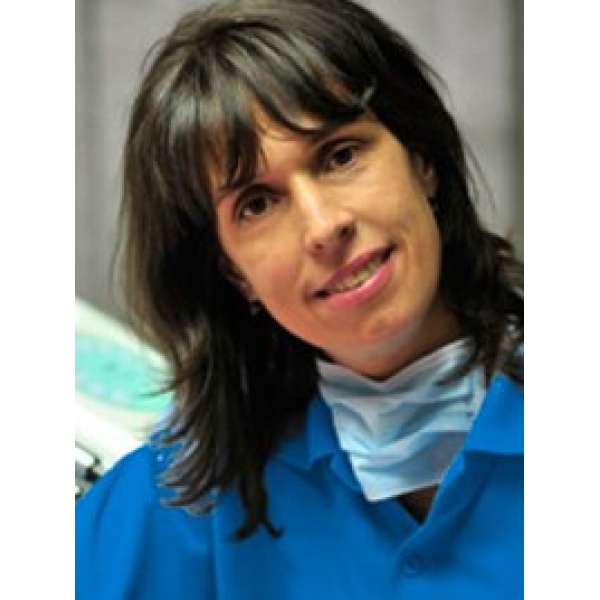 Clinictor - Centro Dentale - Emese Bolya