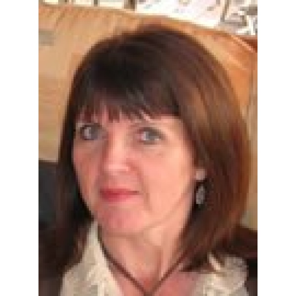 Clinictor - Hull Plastic Surgeons - Gale Bell