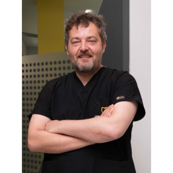 Clinictor - Işikdent International - Kadikoy - Güneş Morva