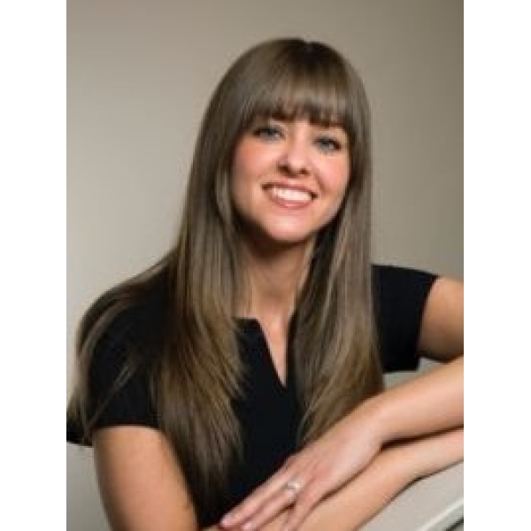Clinictor - Emma Chan Medical Aesthetics and Skin Solutions - Hayley Lee
