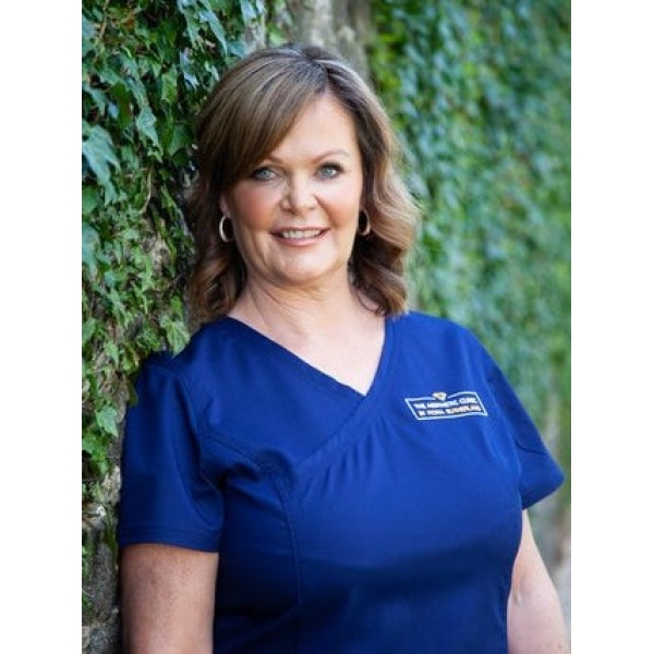 Clinictor - The Aesthetic Clinic by Fiona Sutherland - Helen Mcabe