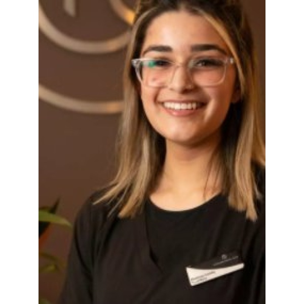 Clinictor - Yorkshire Dental Suite - Khateeja