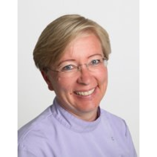 Clinictor - Clínica Dental Scandental - LIISA VARJOSAARI