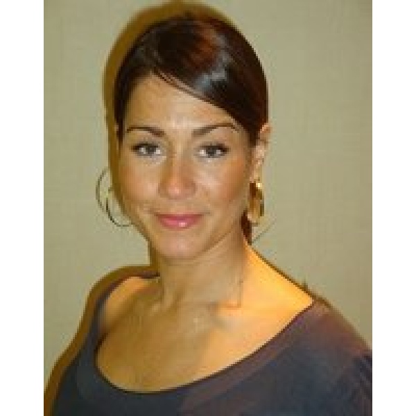 Clinictor - Dr. Lenny Slepchik General and Cosmetic Dentistry - Melanie -