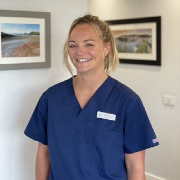 Clinictor - Park Chambers Dental Practice - Miss Amber Edwards
