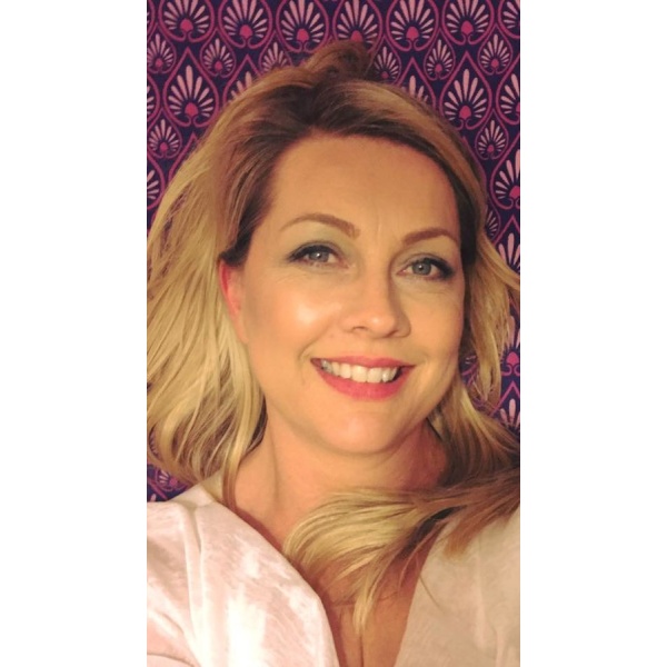Clinictor - Indulgence Skin Laser and Beauty Clinic - Miss Cara Findlay