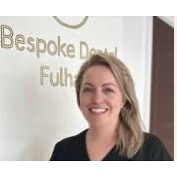 Clinictor - Bespoke Dental Fulham - Miss Charlotte Harms