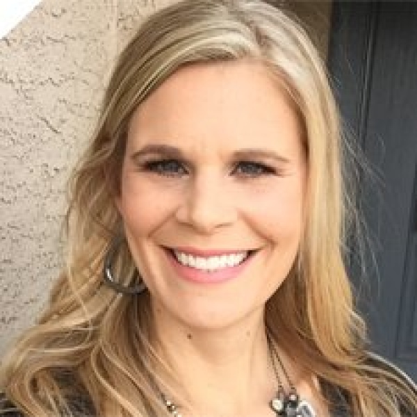 Clinictor - Desert Creek Dental - Miss Christie