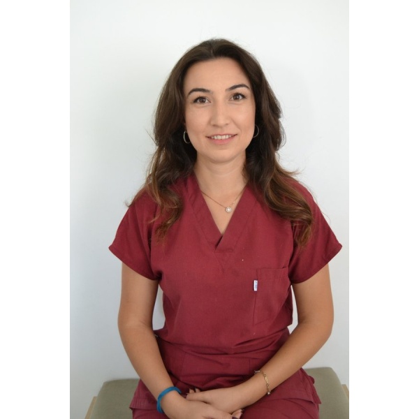 Clinictor - BeyazAda Dental Clinic - Miss Emel Bolukbasi