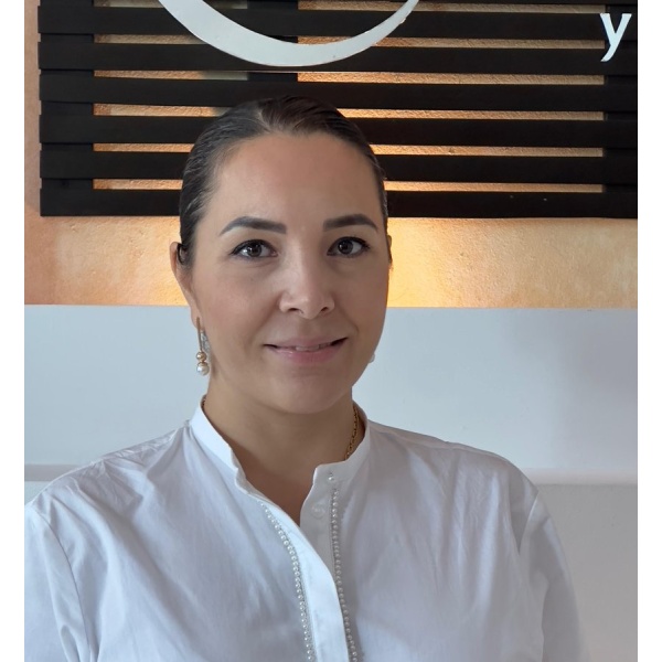 Clinictor - Irega - Cancun - Miss Fabiola Calderón