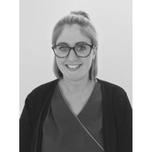 Clinictor - Ridgeway Dental - Miss Hayley Cutherbertson
