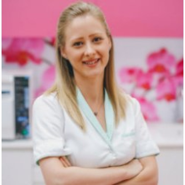 Clinictor - Nadica Vucic Dental - Miss Jelena Stojanovic