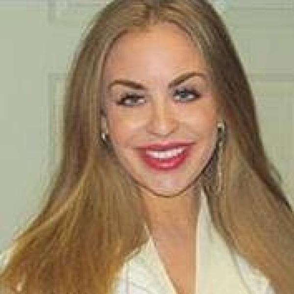 Clinictor - Hair Restoration Specialists - Miss Julia Horton