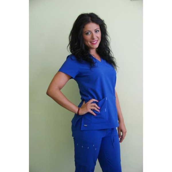 Clinictor - Clinica Dental El Perchel - Miss Julia María Fernández
