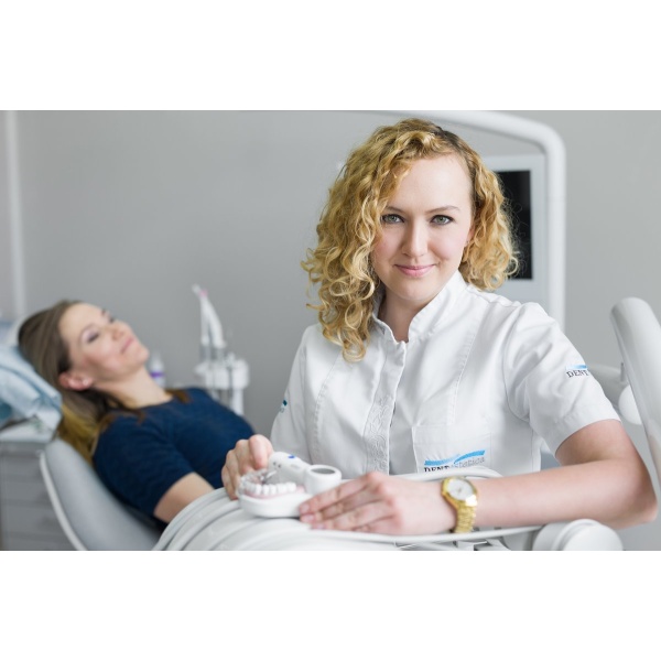 Clinictor - Dentestetica - Miss Katarzyna Najbar