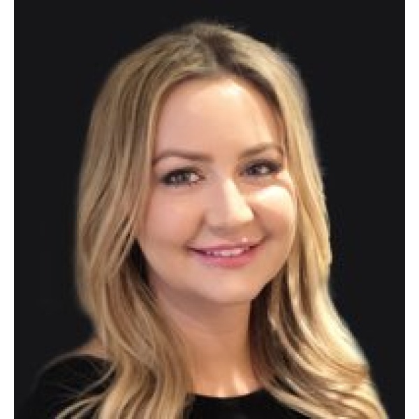 Clinictor - Aura Dental - Miss Leanne Carpenter