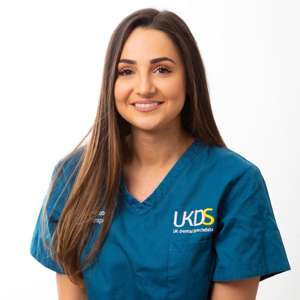 Clinictor - UK Dental Specialists - Miss Lidiana  Santos
