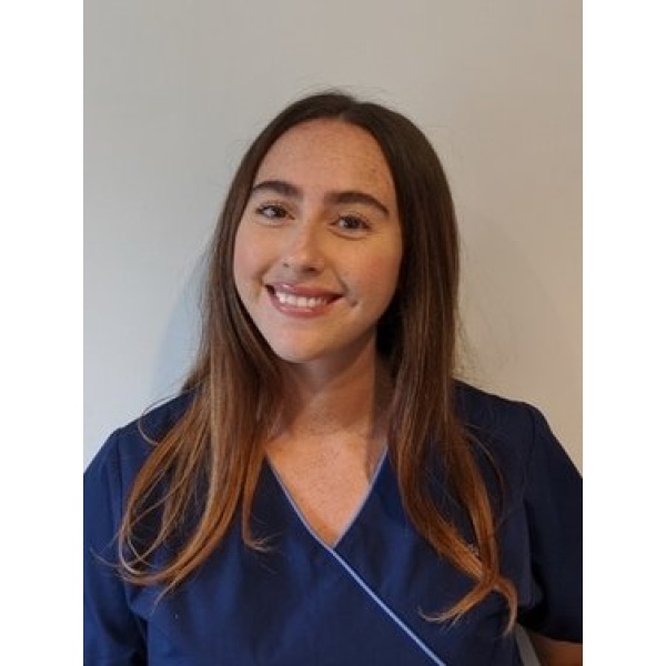 Clinictor - Dr Rez Dental - Miss Lydia Bleasdale