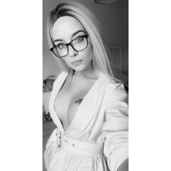 Clinictor - Bristol Cosmetic Clinic - Miss Marzena Firosz
