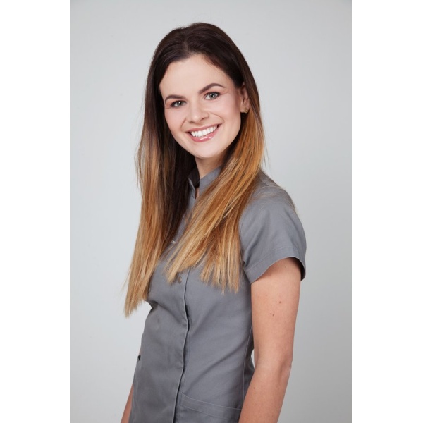 Clinictor - Exclusive Dental Studio - CH Posnania - Miss Paulina Kluczynska